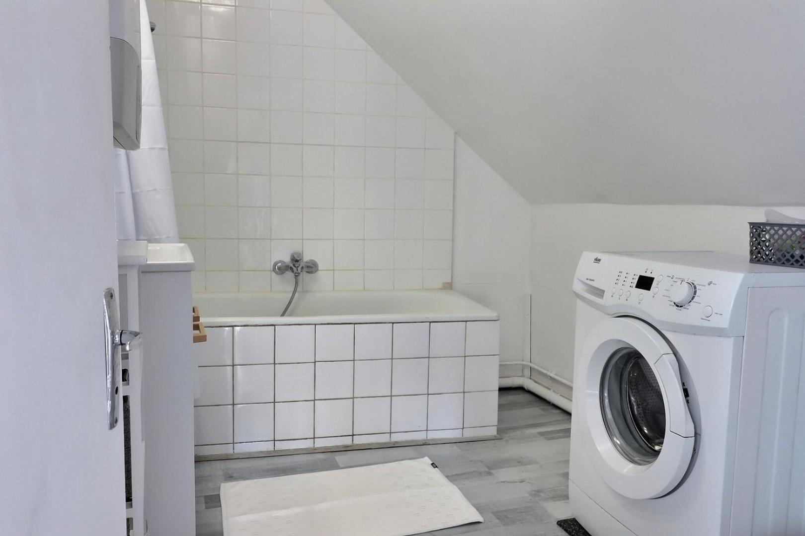 Downtown Apartment - Quiet And Cozy - Mon Groom Троа Екстериор снимка